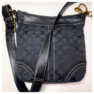 COACH Crossbody Purse Canvas Signature Leather